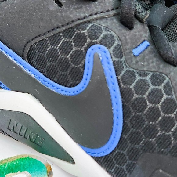 Nike Legend Essential 2 Men's Training Shoes Sneakers CQ9356-403 - Picture 3 of 6